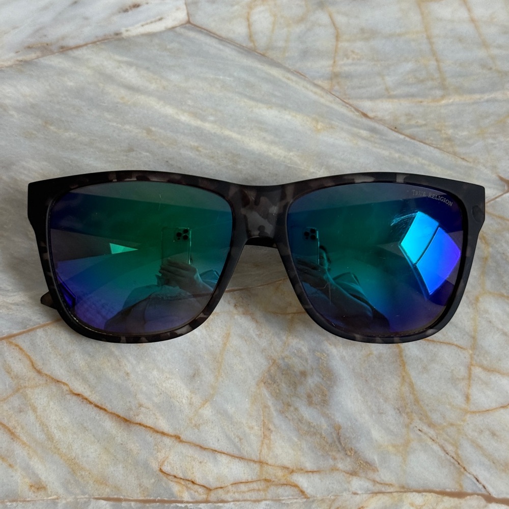 Polarized Sunglasses - Green Mirrored Lenses